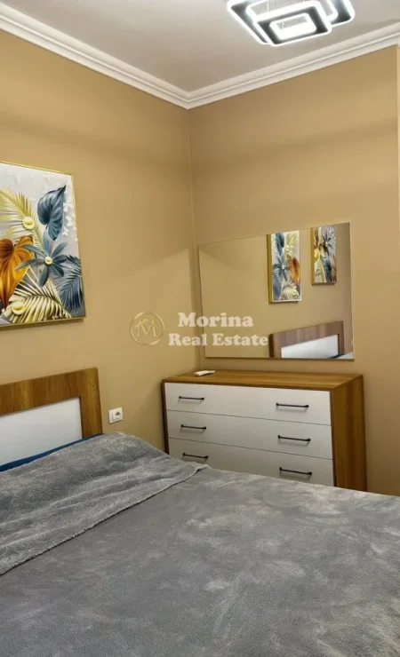 Tirane, jepet me qera apartament 1+1 Kati 7, 60 m² 500 € (5 Maji)