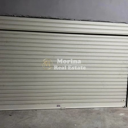 Tirane, jepet me qera ambjent biznesi Kati 1, 110 m² 800 € (Farmacia 10)