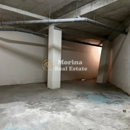 Tirane, jepet me qera ambjent biznesi Kati 1, 110 m² 800 € (Farmacia 10)