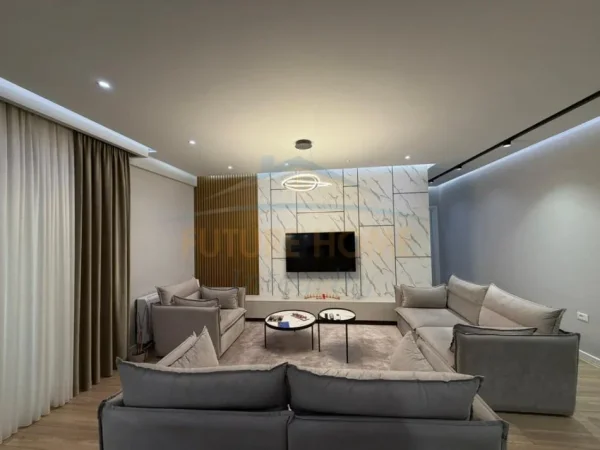 Tirane, shitet apartament 3+1+Ballkon Kati 3, 113 m² 325.000 € 