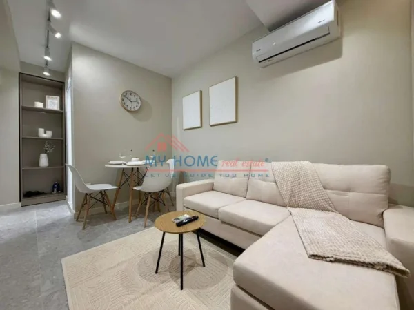 Tirane, shitet apartament 2+1+Ballkon Kati 5, 65 m² 200.000 € (21 Dhjetori)