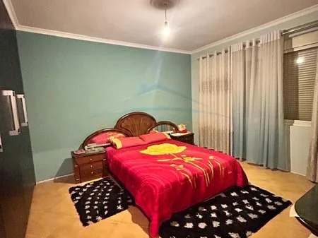 Tirane, jepet me qera apartament 2+1 Kati 1, 107 m² 450 € (Rr Shefqet Kuka)