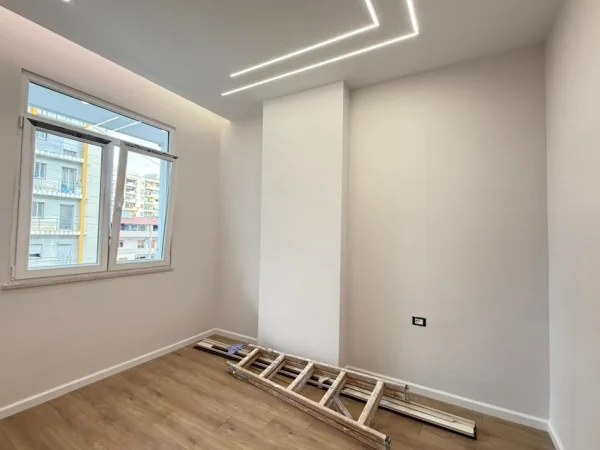 Tirane, shitet apartament 1+1 Kati 3, 61 m² 100.000 € (PAS 2 PALMAVE ASTIR)