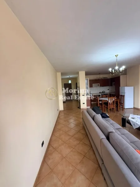 Tirane, jepet me qera apartament 2+1 Kati 2, 120 m² 700 € (Rruga e Kavajes)