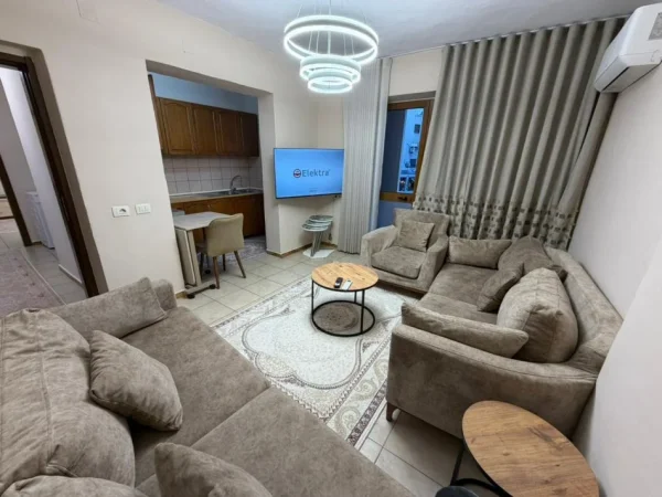 Tirane, jepet me qera apartament 1+1 Kati 3,