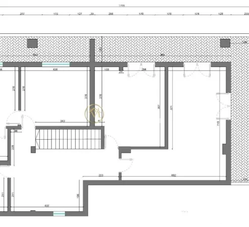 Tirane, jepet me qera ambjent biznesi Kati 5, 120 m² 2.500 € (Fresku)