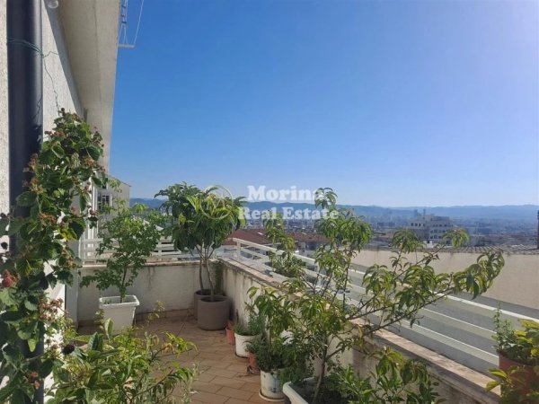 Tirane, jepet me qera ambjent biznesi Kati 5, 120 m² 2.500 € (Fresku)