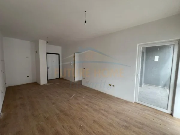 Tirane, shitet apartament 2+1+2, Kati 5, 87 m² 122.220 € (Tirana Entry)
