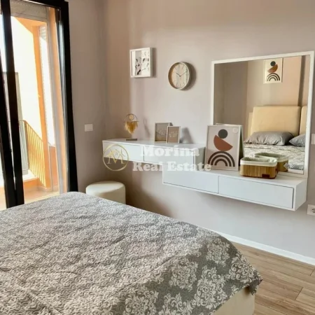 Tirane, jepet me qera apartament 1+1 Kati 10, 60 m² 500 € (Pediatria, QSUT)