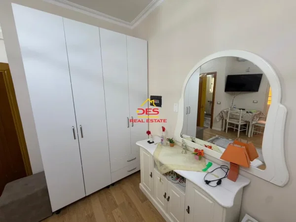 Vlore, shitet garsonier Kati 2, 40 m² 65.000 € (Rruga Gjergj Arianiti)