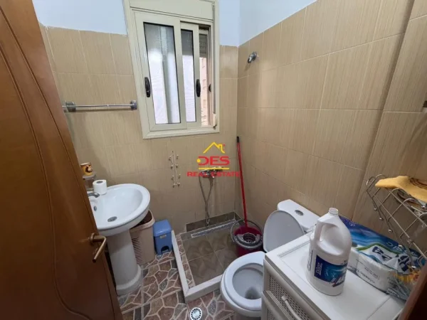 Vlore, shitet garsonier Kati 2, 40 m² 65.000 € (Rruga Gjergj Arianiti)