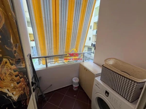 Vlore, shitet garsonier Kati 2, 40 m² 65.000 € (Rruga Gjergj Arianiti)