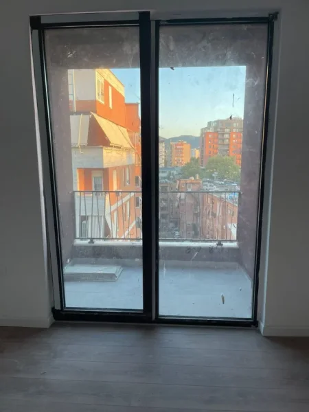 Tirane, jepet me qera apartament 2+1 Kati 6, 90 m² 800 € (MYSLYM SHYRI)