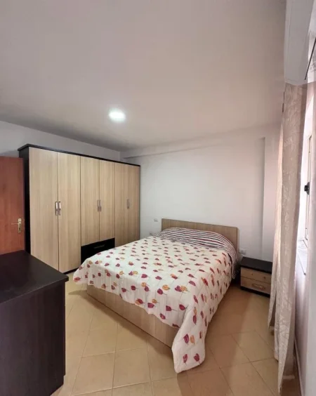 Tirane, jepet me qera apartament 2+1 Kati 5, 500 € (Bulevardi Migjeni)