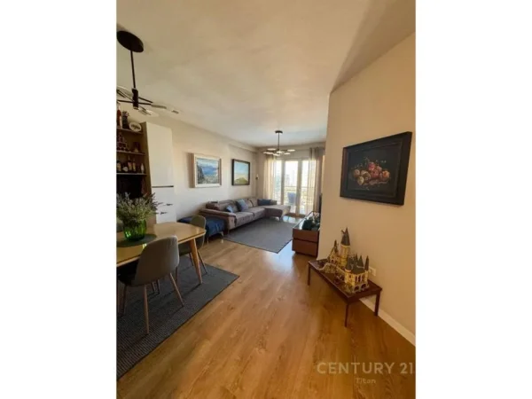 Tirane, shitet apartament 2+1 , (Don Bosko)