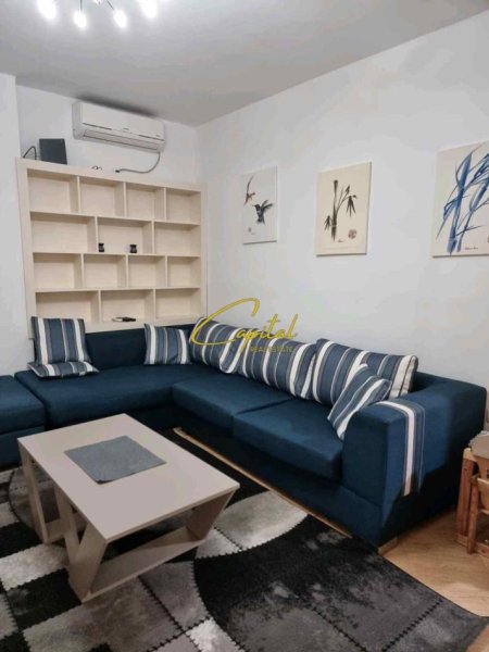 Tirane, jepet me qera apartament 1+1 Kati 5, 63 m² 400 € (YZBERISHT)