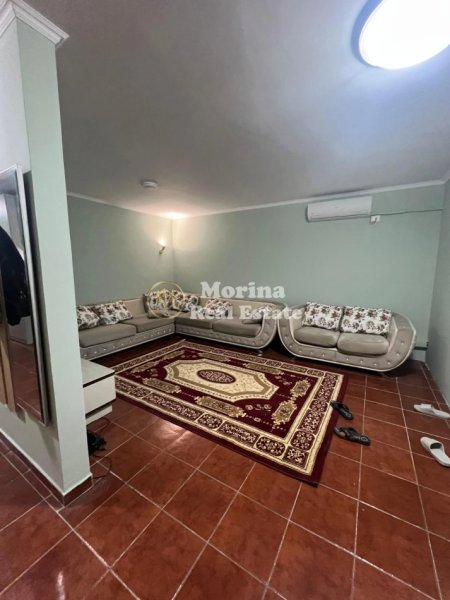 Tirane, jepet me qera apartament 1+1 Kati 9, 70 m² 500 € (Komuna e Parisit)