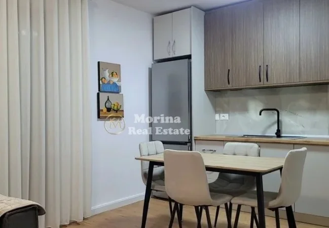 Tirane, jepet me qera apartament 2+1 Kati 3, 75 m² 950 € (Myslym Shyri)