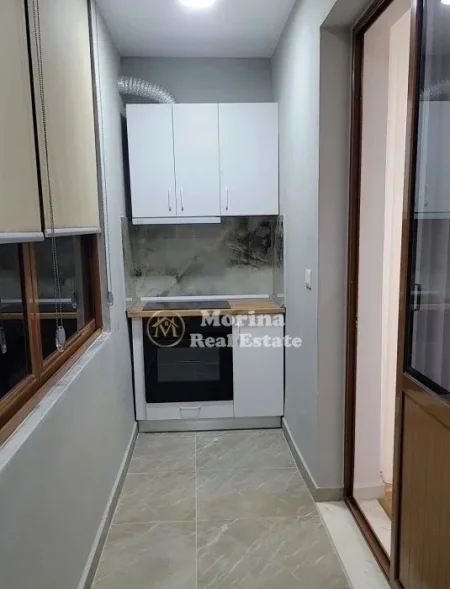 Tirane, jepet me qera apartament 2+1 Kati 3, 75 m² 950 € (Myslym Shyri)