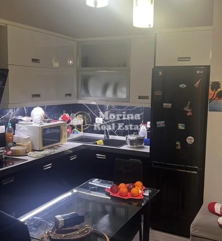 Tirane, jepet me qera apartament 1+1 Kati 4, 70 m² 550 € (Casa Italia)