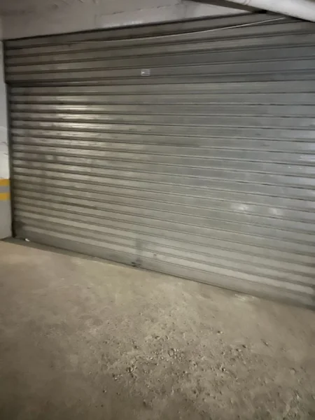 Tirane, shitet garazh | post parkimi Kati -1, 42 m² 35.000 € (Kompleksi Parallel Living , Don Bosko)