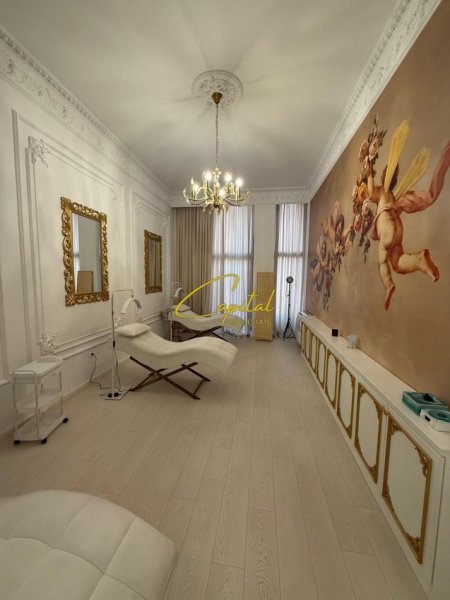 Tirane, jepet me qera ambjent biznesi Kati 2, 80 m² 1.100 € (RRUGA E KAVAJES)