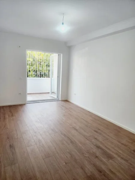 Tirane, shitet apartament 1+1 Kati 2, 54 m² 125.000 € (DON BOSKO)