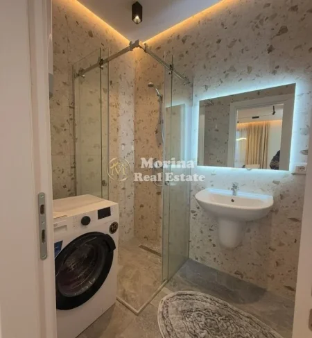 Tirane, jepet me qera apartament 1+1 Kati 2, 75 m² 620 € (Bulevardi i Ri)