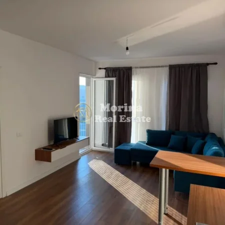 Tirane, jepet me qera apartament 1+1 Kati 8, 65 m² 400 € (Univers City)