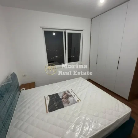 Tirane, jepet me qera apartament 1+1 Kati 8, 65 m² 400 € (Univers City)
