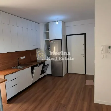 Tirane, jepet me qera apartament 1+1 Kati 8, 65 m² 400 € (Univers City)