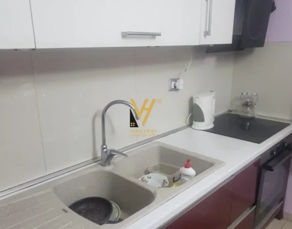 Tirane, jepet me qera apartament 2+1+Ballkon Kati 2, 112 m² 770 € (MYSLYM SHYRI)