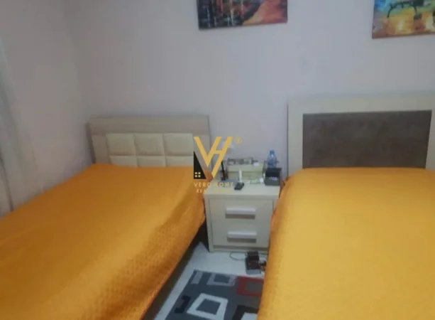 Tirane, jepet me qera apartament 2+1+Ballkon Kati 2, 112 m² 770 € (MYSLYM SHYRI)