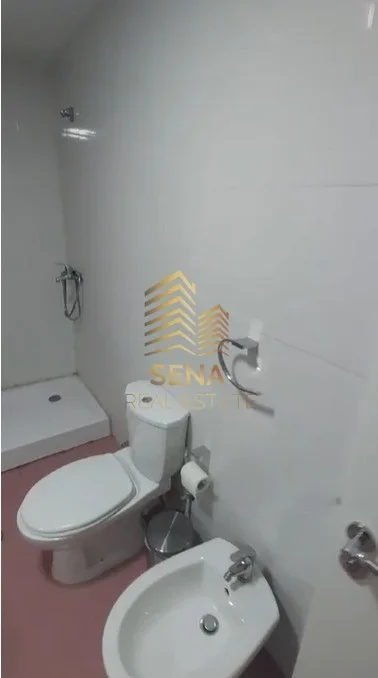 Tirane, jepet me qera apartament 2+1+Ballkon Kati 2, 120 m² 550 € (Brryl, Materniteti i Ri)