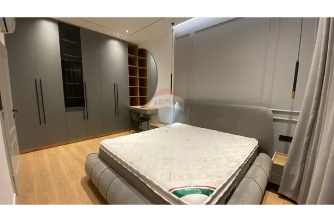 Tirane, jepet me qera apartament 1+1 Kati 1, 700 € 