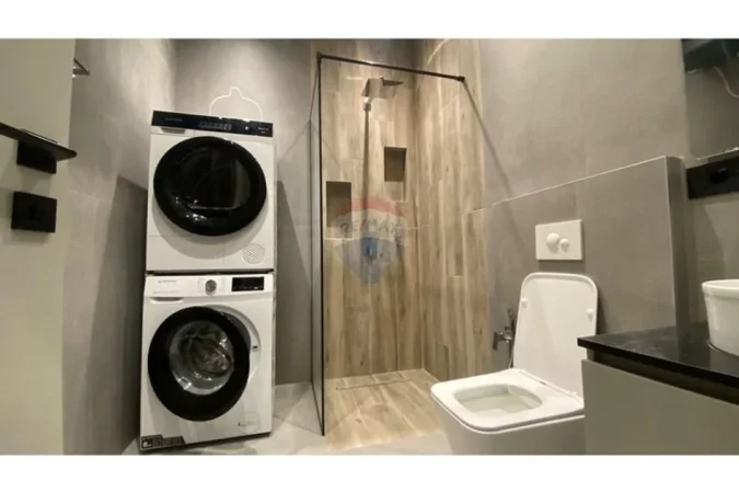 Tirane, jepet me qera apartament 1+1 Kati 1, 700 € 