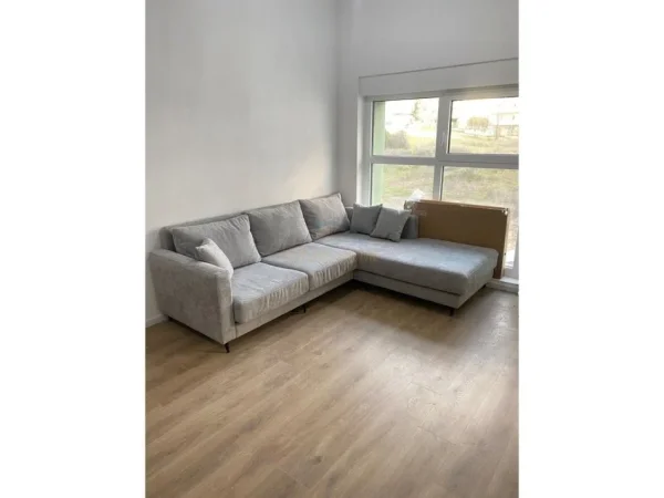 Tirane, jepet me qera apartament 1+1+Ballkon Kati 4, 60 m² 450 € (ALIDEMI)