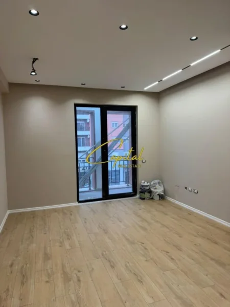 Tirane, jepet me qera apartament 1+1 Kati 2, 64 m² 450 € (ASTIR)