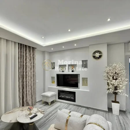 Tirane, jepet me qera apartament 2+1 Kati 4, 90 m² 650 € (Fresku)