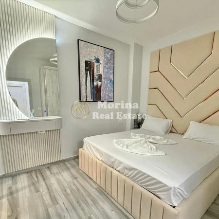 Tirane, jepet me qera apartament 2+1 Kati 4, 90 m² 650 € (Fresku)