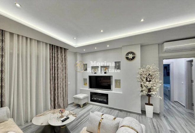Tirane, jepet me qera apartament 2+1 Kati 4, 90 m² 650 € (Fresku)