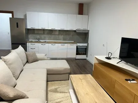 Tirane, jepet me qera apartament 3+1+Aneks+Ballkon Kati 4, 126 m² 1.000 € 