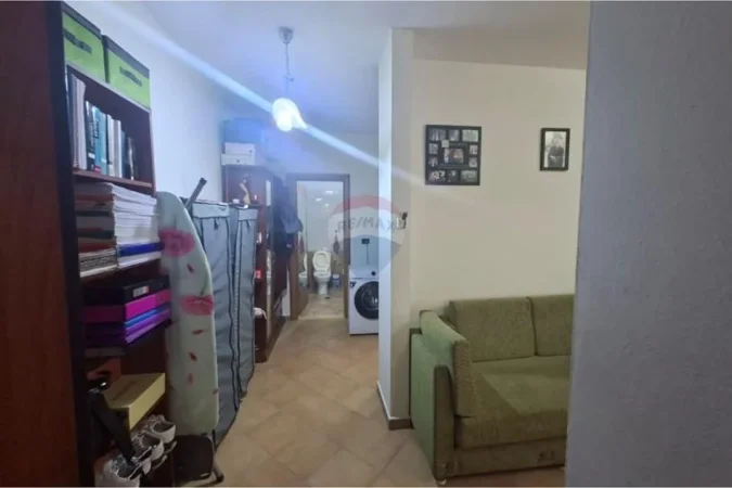 Tirane, shitet apartament 1+1+Ballkon Kati 2, 85 m² 175.000 € (Kika 1)