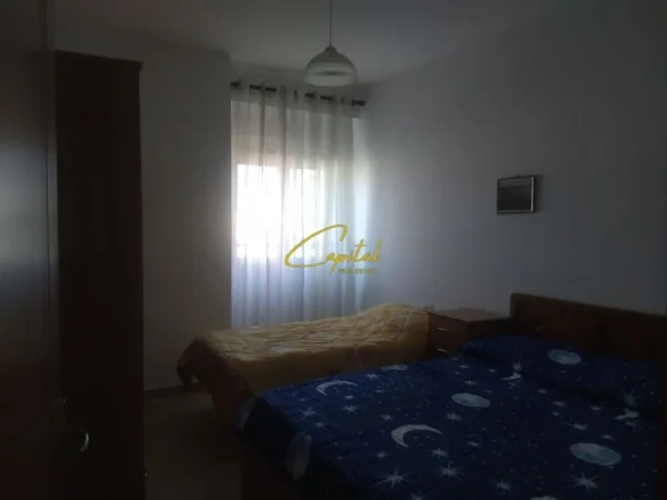 Tirane, jepet me qera apartament 1+1 Kati 3, 77 m² 500 € (SELVIA)