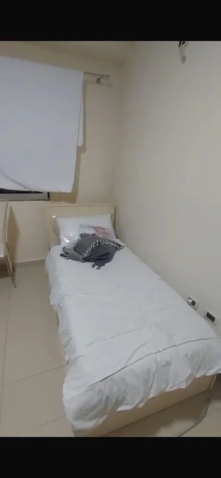 Tirane, jepet me qera apartament 1+1+Ballkon Kati 2, 120 m² 550 € (ALI DEMI)