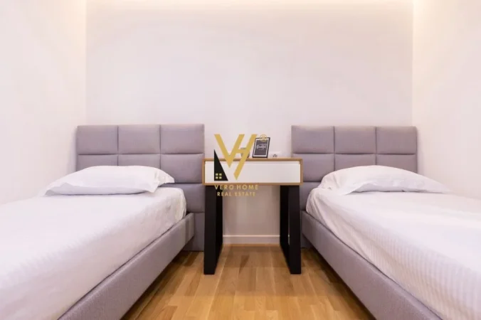 Tirane, shitet apartament 2+1+Ballkon Kati 2, 105 m² 260.000 € (ZOGU I ZI)