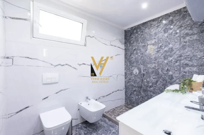 Tirane, shitet apartament 2+1+Ballkon Kati 2, 105 m² 260.000 € (ZOGU I ZI)