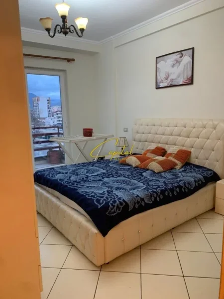 Tirane, jepet me qera apartament 2+1 Kati 5, 100 m² 500 € (ASTIR)