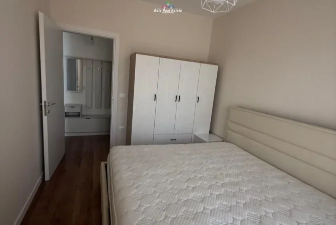 Tirane, jepet me qera apartament 1+1 Kati 2, 70 m² 570 € (5 maj)