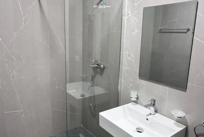 Tirane, jepet me qera apartament 1+1 Kati 2, 70 m² 570 € (5 maj)